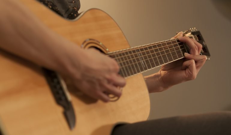 guitar-gf9d2b581d_1920